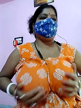 Snapshot of Kayra_34 chatting on February 18, 9:21 am Kayra 34 online show from February 18, 9:21 am