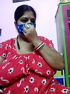 Snapshot of Kayra_34 chatting on February 18, 2:16 pm Kayra 34 online show from February 18, 2:16 pm