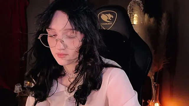 ELLIEJAY online show from September 16, 8:32 pm