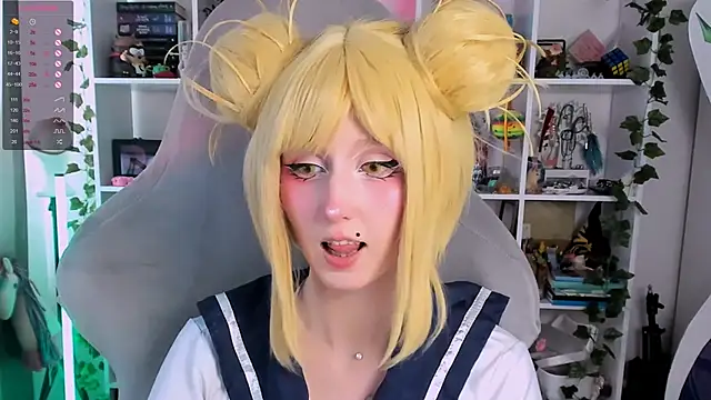 Snapshot of ohclementine chatting on September 11, 9:42 am ohclementine online show from September 11, 9:42 am