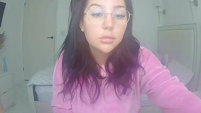 magical mia online show from May 20, 7:36 am