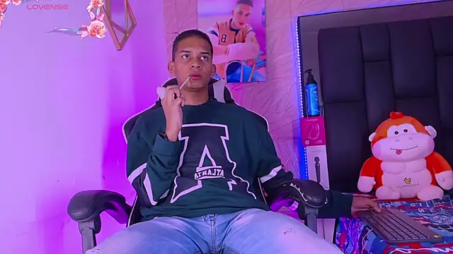 dilan alfonzo online show from March 2, 4:36 am