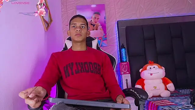 dilan alfonzo online show from March 14, 4:07 am