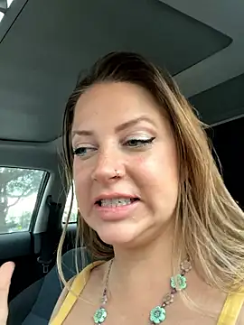 molly witha chance online show from February 11, 10:26 pm