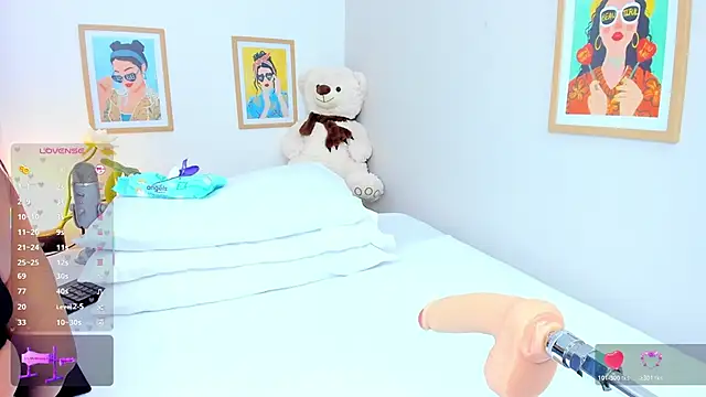 jasminnee  online show from February 16, 1:18 pm