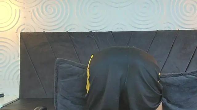 Snapshot of thiago19s chatting on January 11, 6:23 pm thiago19s online show from January 11, 6:23 pm