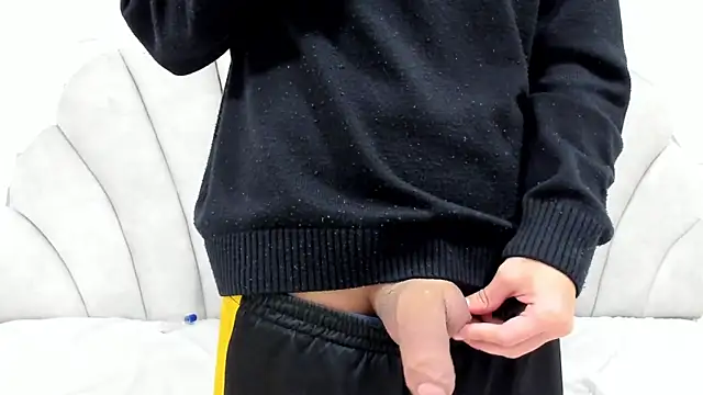 thiago19s online show from February 5, 2:43 pm