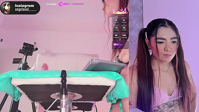 Snapshot of Angelst__ chatting on October 2, 6:53 am Angelst online show from October 2, 6:53 am