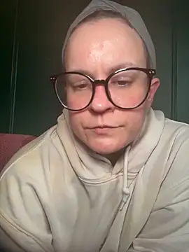 quinnmariexo online show from April 5, 10:18 pm