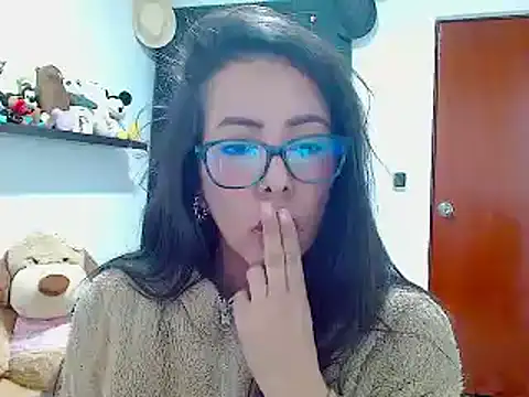 ella peck online show from December 31, 5:33 am