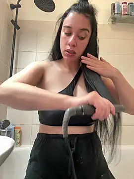 czruz online show from June 3, 2:44 pm