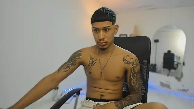 slim master12 online show from January 17, 11:48 am