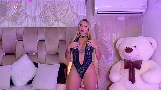 Celestemilan online show from May 29, 7:23 pm