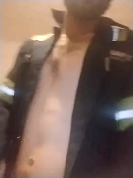 Snapshot of SolitaryMisfit8 chatting on September 25, 9:46 am SolitaryMisfit8 online show from September 25, 9:46 am