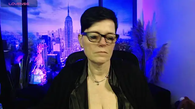 ninarandmann online show from March 23, 6:45 pm