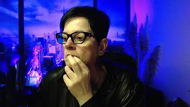 ninarandmann online show from April 2, 4:15 pm