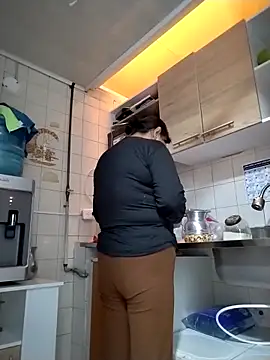 Natasha milf   online show from April 4, 12:57 pm