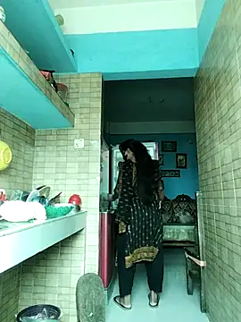 Idhika Paul online show from February 15, 7:51 am