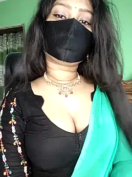 Idhika Paul online show from April 4, 3:49 am