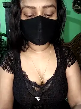Snapshot of Idhika_Paul chatting on April 18, 6:34 pm Idhika Paul online show from April 18, 6:34 pm
