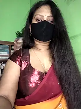 Snapshot of Idhika_Paul chatting on May 4, 1:07 pm Idhika Paul online show from May 4, 1:07 pm