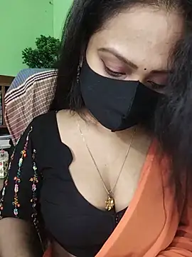 Snapshot of Idhika_Paul chatting on May 17, 11:01 pm Idhika Paul online show from May 17, 11:01 pm