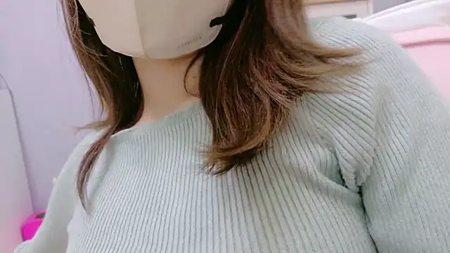 Yui-Ch online show from September 29, 12:32 pm