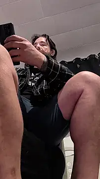 Armyexhibitionistvet online show from April 17, 4:15 am