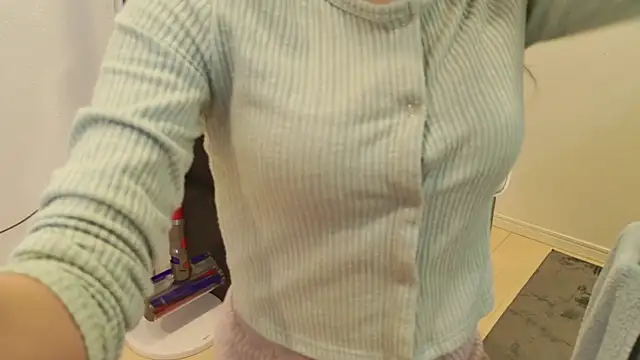 sayaka xo online show from January 30, 4:45 pm