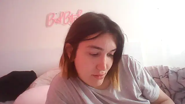 Snapshot of Icy__Diamond chatting on April 20, 12:08 pm Icy Diamond online show from April 20, 12:08 pm