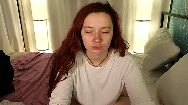 Snapshot of carolina_elf chatting on December 4, 7:39 am carolina elf online show from December 4, 7:39 am