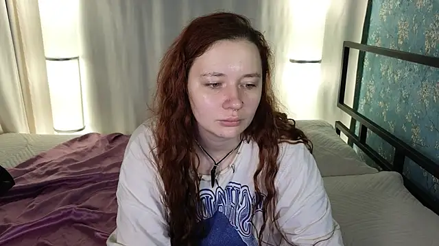 Snapshot of carolina_elf chatting on December 7, 8:11 am carolina elf online show from December 7, 8:11 am