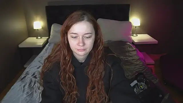 Snapshot of carolina_elf chatting on February 22, 5:44 am carolina elf online show from February 22, 5:44 am