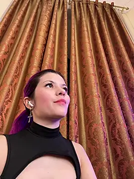 Snapshot of Katya_Zaitseva chatting on February 11, 11:33 pm Katya Zaitseva online show from February 11, 11:33 pm