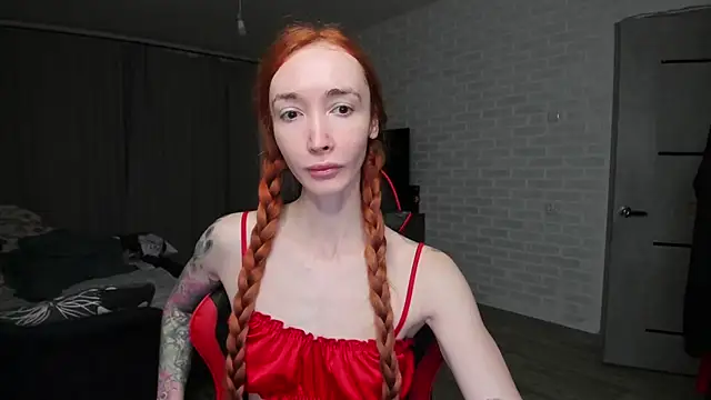 Snapshot of Roxy_Silver chatting on November 28, 8:44 pm Roxy Silver online show from November 28, 8:44 pm