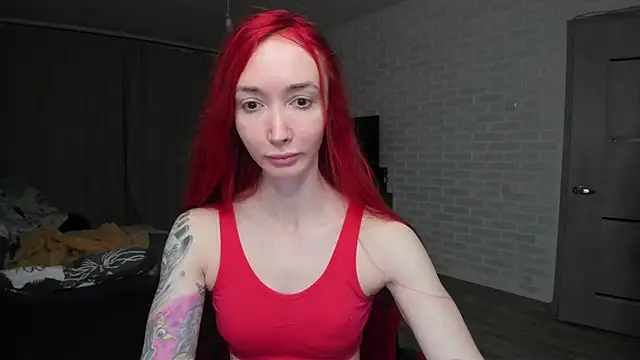 Snapshot of Roxy_Silver chatting on February 24, 3:54 pm Roxy Silver online show from February 24, 3:54 pm