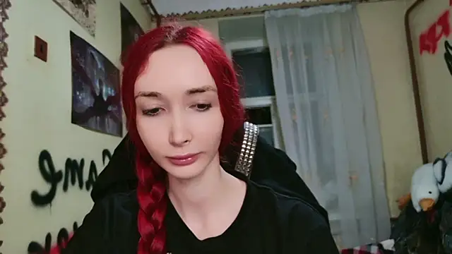 Snapshot of Roxy_Silver chatting on July 8, 8:46 pm Roxy Silver online show from July 8, 8:46 pm