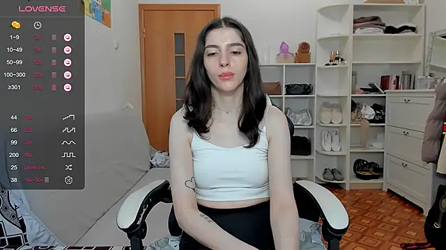 broosnica1 online show from April 15, 7:15 am