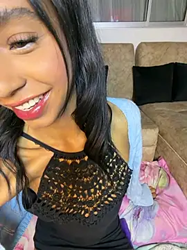 Snapshot of xenia_golden chatting on April 29, 12:09 pm xenia golden online show from April 29, 12:09 pm