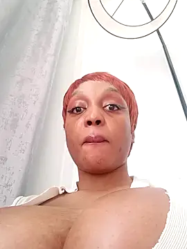 Busty Bambi online show from April 15, 11:28 am