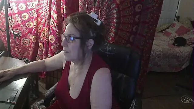 Ireallysquirt online show from December 5, 3:59 am