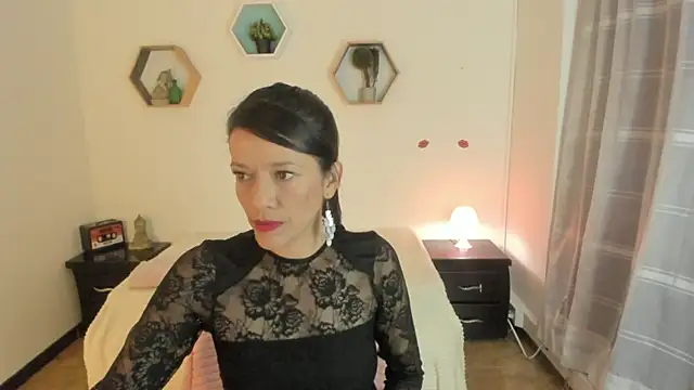 Snapshot of Paloma_victory chatting on February 16, 9:11 pm Paloma victory online show from February 16, 9:11 pm