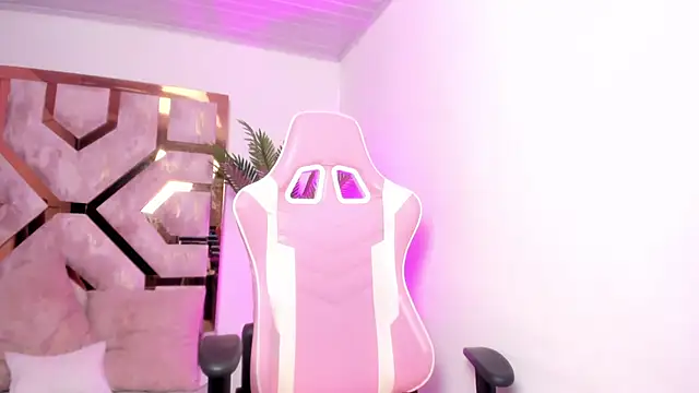 Snapshot of Anny_osorio chatting on February 11, 8:31 pm Anny osorio online show from February 11, 8:31 pm