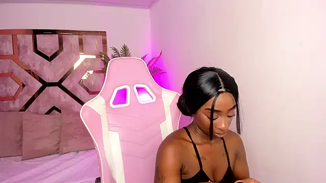 Snapshot of Anny_osorio chatting on March 5, 1:31 am Anny osorio online show from March 5, 1:31 am