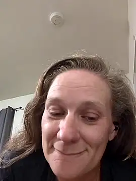 Snapshot of ChileVerde12 chatting on April 11, 5:12 am ChileVerde12 online show from April 11, 5:12 am