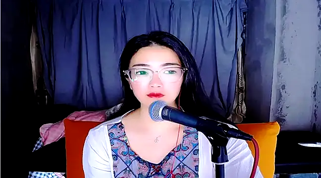 Floor oo online show from February 20, 12:15 pm