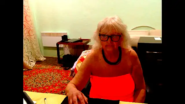 Natali7634 online show from May 20, 3:40 pm