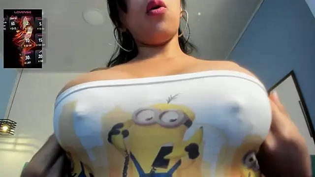 tiffani  love online show from February 26, 3:41 pm