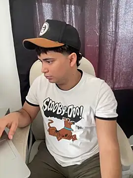 Snapshot of Angel_Brown1_ chatting on September 25, 2:32 pm Angel Brown1 online show from September 25, 2:32 pm