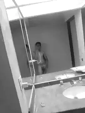 Snapshot of Jerryhottt chatting on September 13, 3:50 am Jerryhottt online show from September 13, 3:50 am